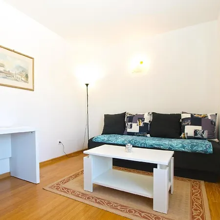 Apartment Fuer 4 Personen Ca 54 Qm In Fazana-surida, Istrien Istrische Riviera