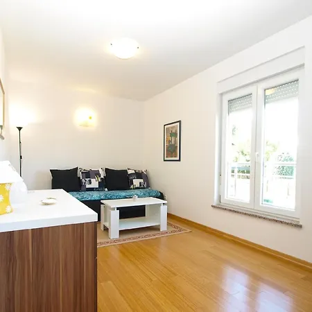 Fuer 4 Personen Ca 54 Qm In Fazana-surida, Istrien Istrische Riviera Apartment *